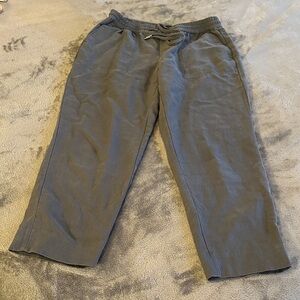 Banana Republic women’s Gray pants